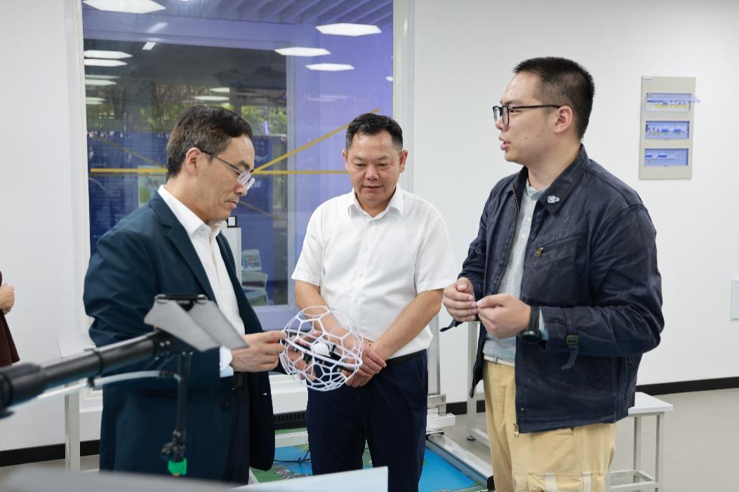 图片 5 图片 5